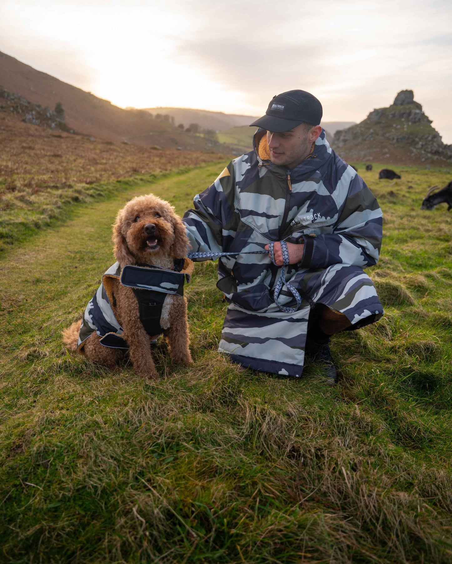 Waga - Water Resistant Padded Dog Jacket - Green Camo