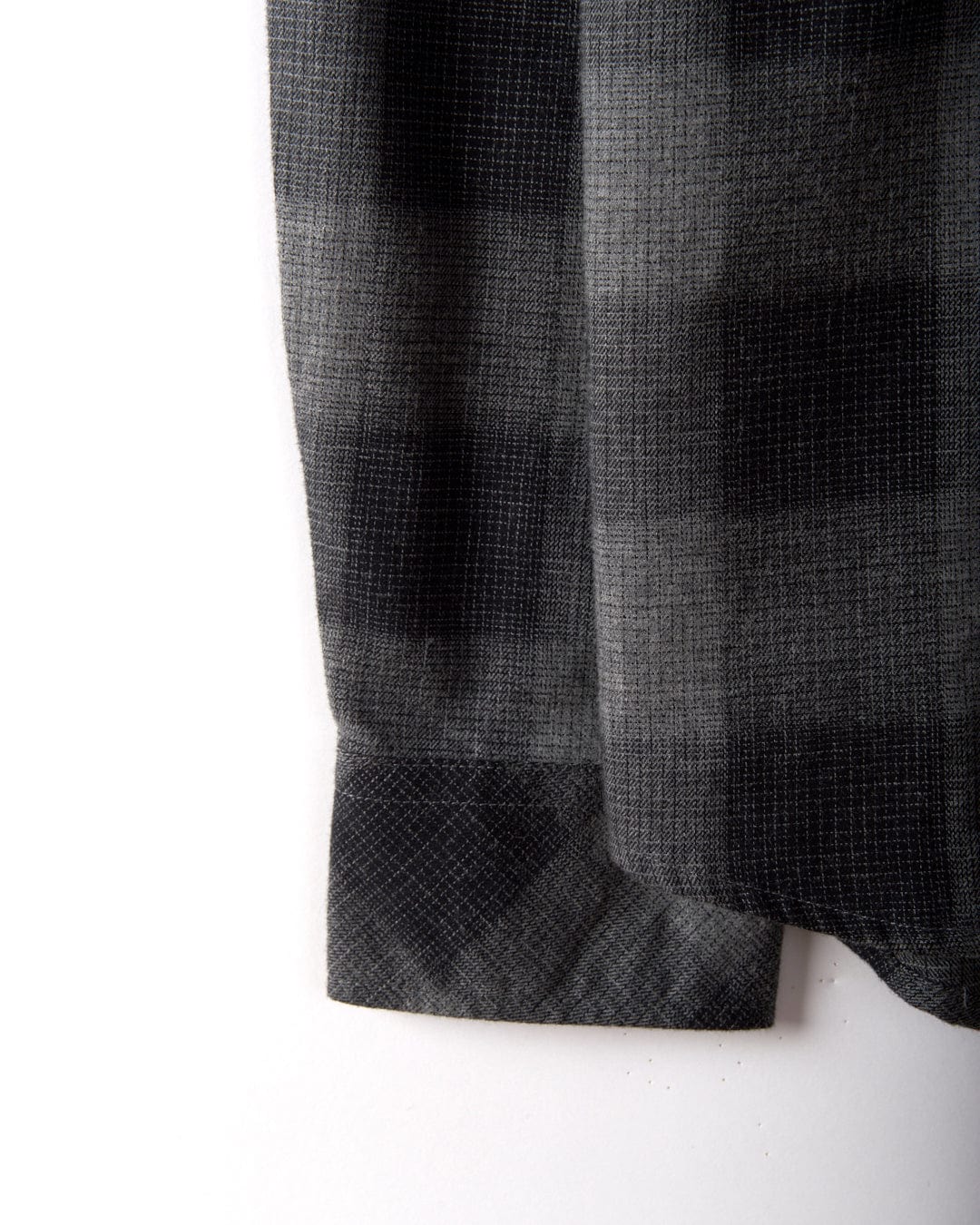 Bertie - Mens Check Shirt - Dark Grey