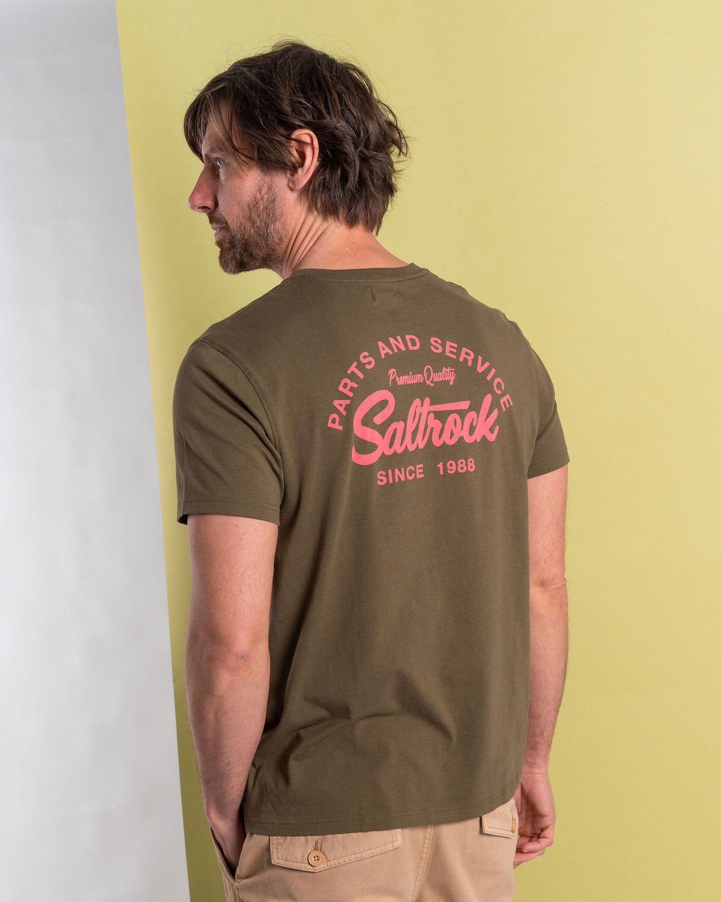 Strike Logo - Mens T-Shirt - Green