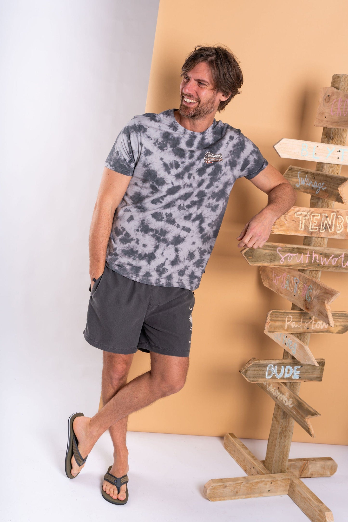 Beach Signs Devon - Mens Tie Dye T-Shirt - Grey