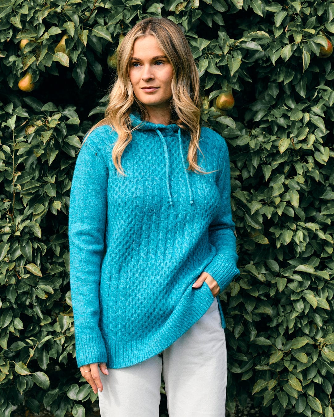 Hele Bay - Womens Longline Knitted Hoodie - Blue