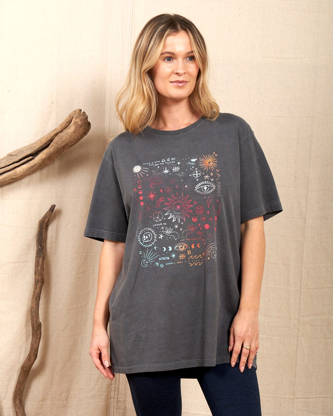 Let The Magic In - Womens T-Shirt - Washed Grey