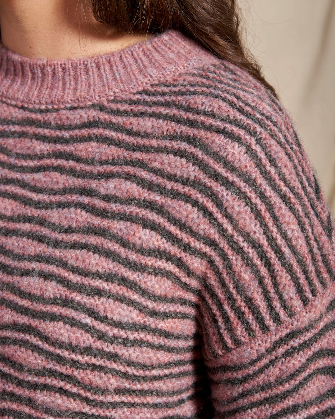 Masie  - Womens Textured Jumper - Pink