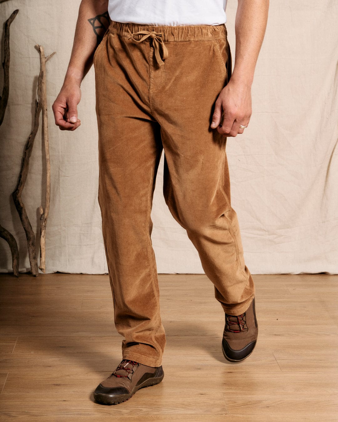 Meddon - Mens Cord Trousers - Brown