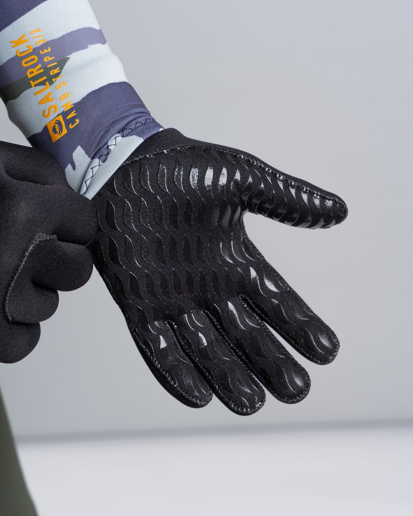 Neoprene Technical Cold Water Gloves - Black